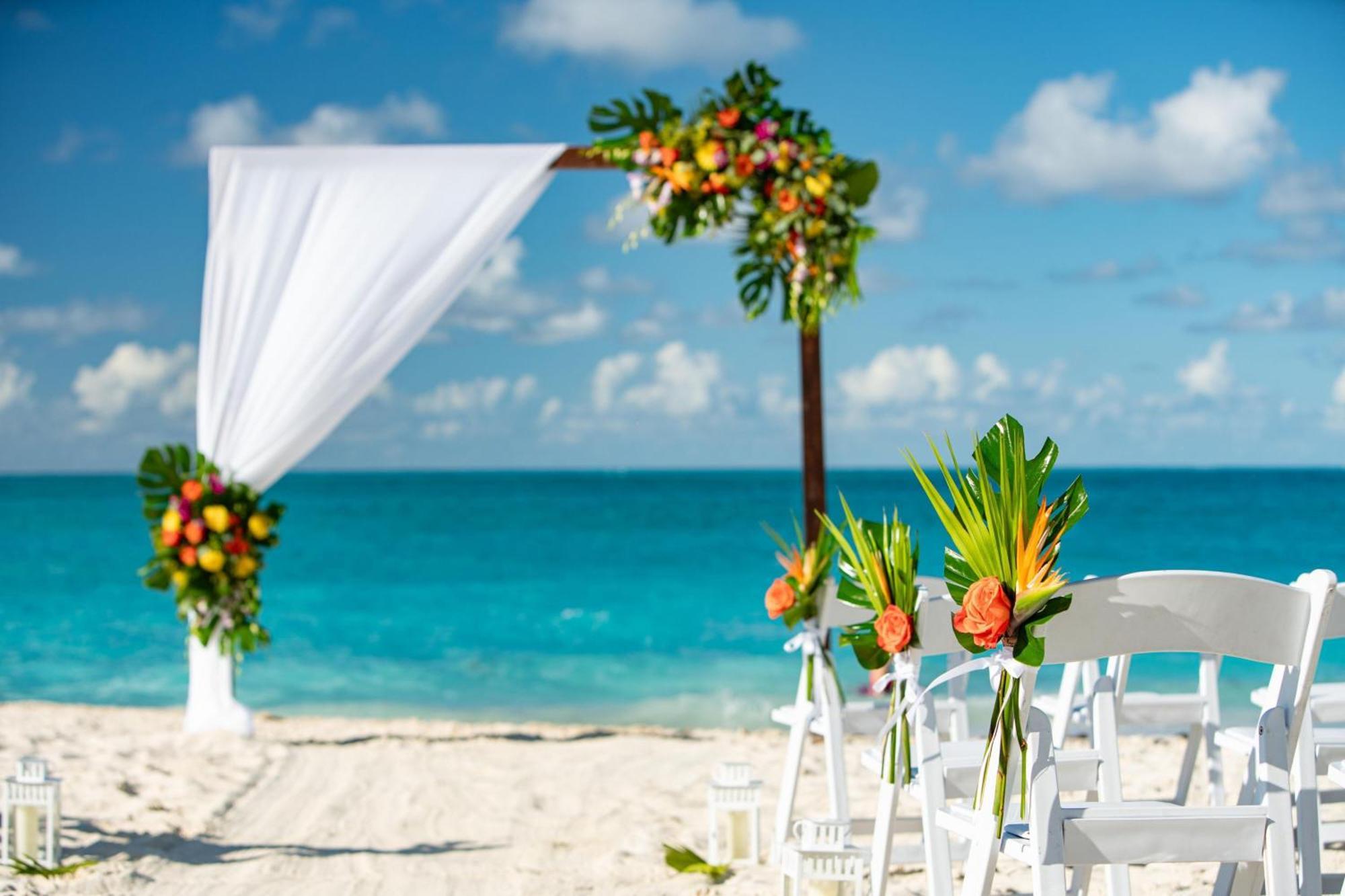 Hotel The Ritz-Carlton, Turks & Caicos Grace Bay Exterior foto