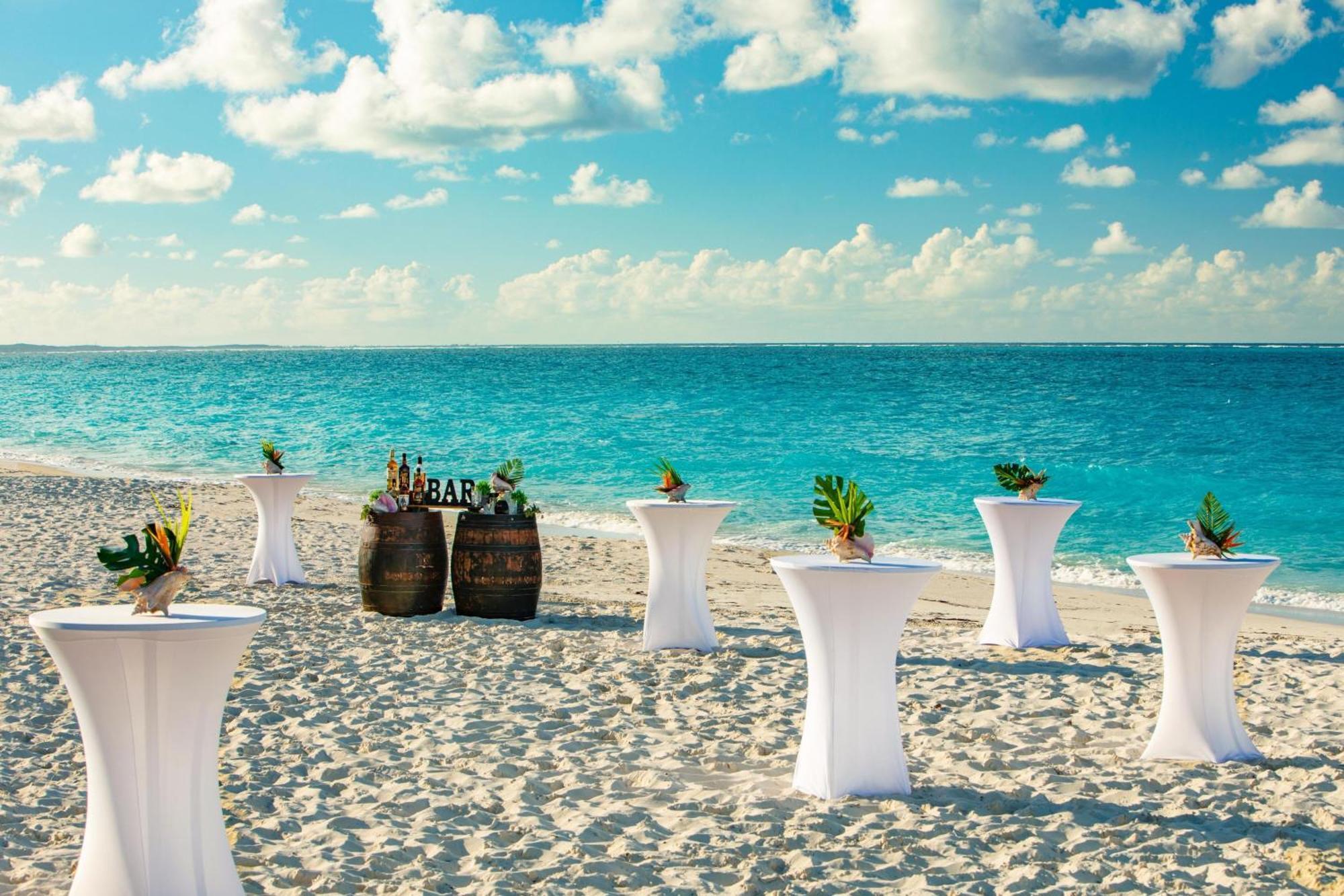 Hotel The Ritz-Carlton, Turks & Caicos Grace Bay Exterior foto